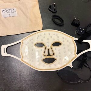Light Salon Boost LED Light Therapy Face Mask